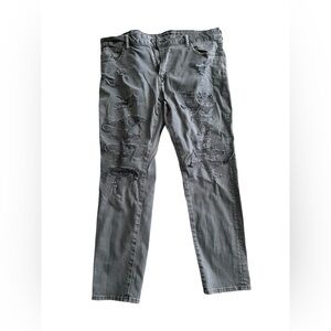 Men’s American Eagle air flex destroyed look skinny jeans - 38/30